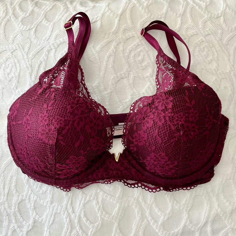 Victoria’s Secret plunge wine maroon lace bra size 32DDD